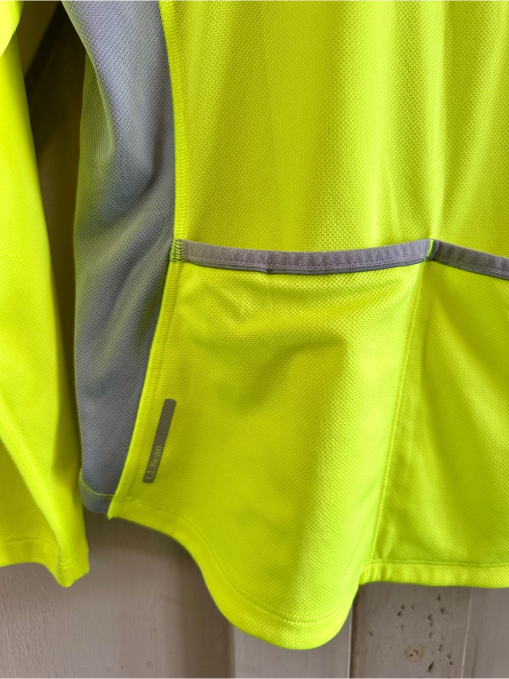 L.L.Bean Women’s Cycling Jersey Neon Yellow Gray 1/4 Zip M Reg - Picture 7 of 7